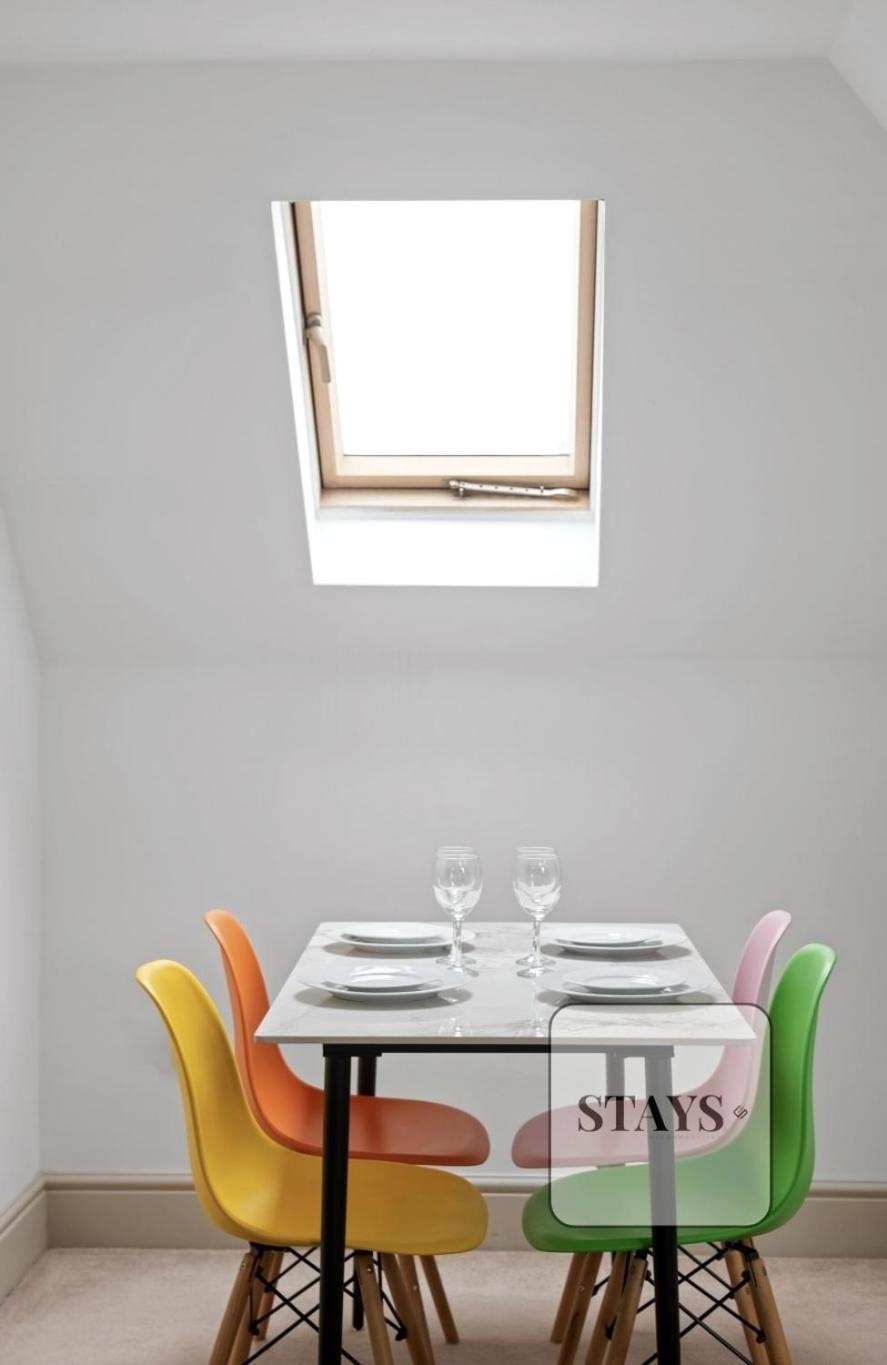צ'למספורד Cosy Apartment In Moulsham, Long Stays Welcome מראה חיצוני תמונה
